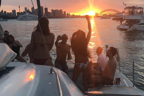 Sun Set Sail! - Northern Rivers Accommodation 0