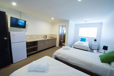 14-Day Surf Camp On The NSW South Coast - Northern Rivers Accommodation 1