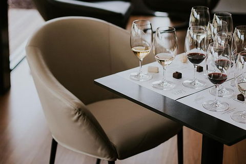 Hunter Valley Wine Tour With Personal Sommelier And Michelin Star Lunch - Northern Rivers Accommodation 2