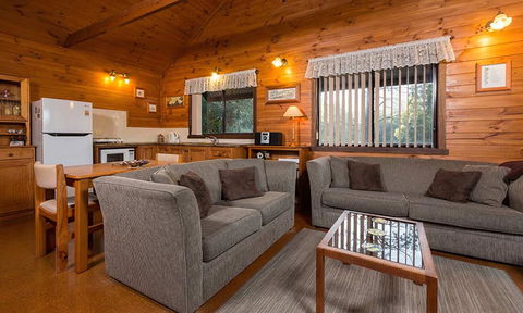 Gumnut Hideaway Gallery - Northern Rivers Accommodation 0
