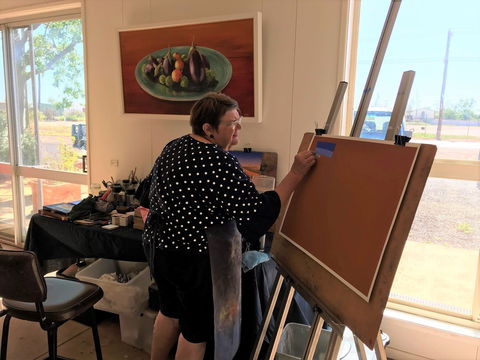 Lyn Barnes Gallery - Northern Rivers Accommodation 1