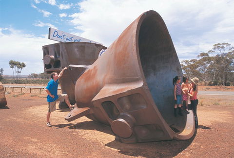 WMC Resource Nickel Pots - Northern Rivers Accommodation 0