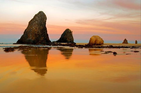 Glasshouse Rocks And Pillow Lava - Northern Rivers Accommodation 0