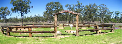 Old Injune Cemetery - Northern Rivers Accommodation 0