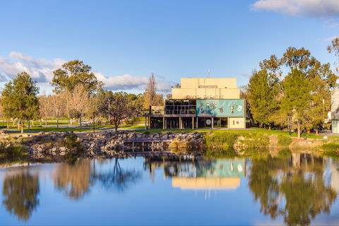 Wagga Wagga Civic Theatre - Northern Rivers Accommodation 1