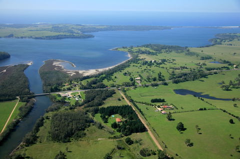Kayaking Coila Lake At Tuross Head - Northern Rivers Accommodation 0