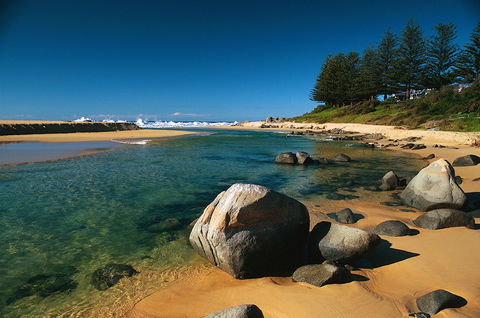Kayaking Coila Lake At Tuross Head - Northern Rivers Accommodation 1