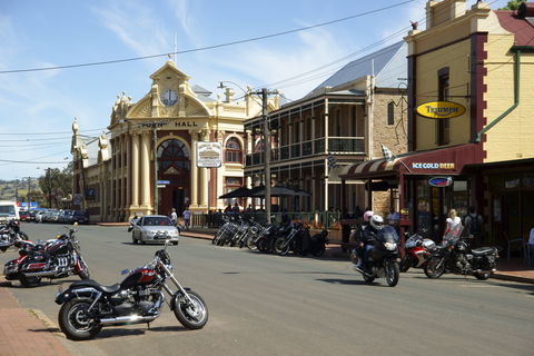 York Town Hall - Northern Rivers Accommodation 0