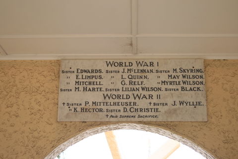 Bundaberg War Nurses Memorial And Park - Northern Rivers Accommodation 1
