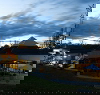 New England Regional Art Museum - Northern Rivers Accommodation