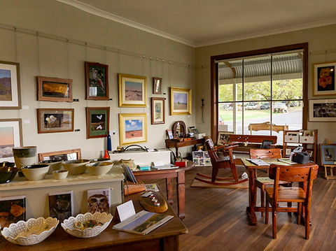 Olde Bridge Gallery - Northern Rivers Accommodation 0