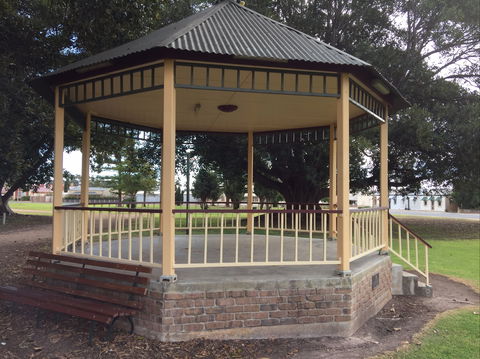 Queen Square, Moonta - Northern Rivers Accommodation 2