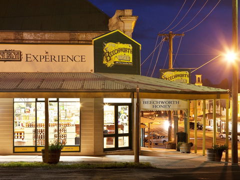 Beechworth Honey Shop - Northern Rivers Accommodation 0