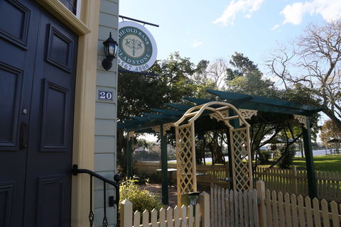 Boutique Shopping And Heritage Buildings In Gladstone - Northern Rivers Accommodation 0