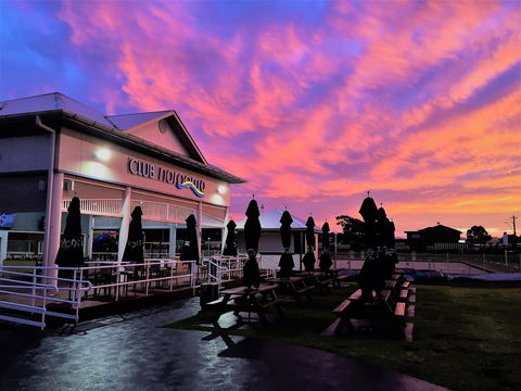 Club Narooma - Northern Rivers Accommodation 0