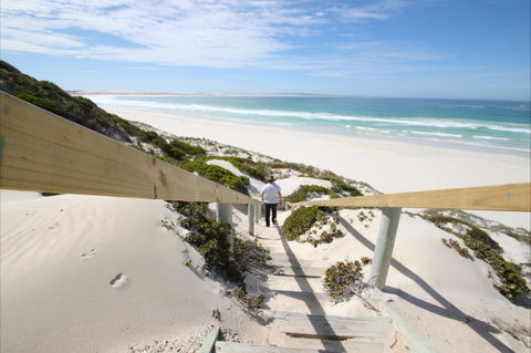 Coffin Bay National Park - Northern Rivers Accommodation 0
