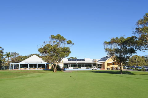 Hawks Nest Golf Club - Northern Rivers Accommodation 0