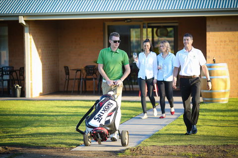 Howlong Golf Resort - Northern Rivers Accommodation 1
