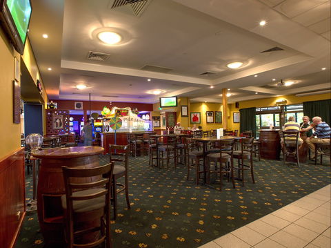 Canberra Irish Club - Northern Rivers Accommodation 0