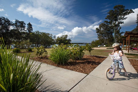 Russell Island (Canaipa) - Northern Rivers Accommodation 1