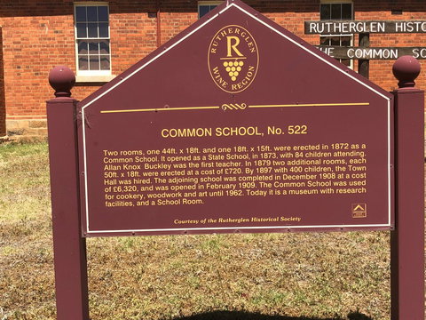 Rutherglen Common School Museum - Northern Rivers Accommodation 1
