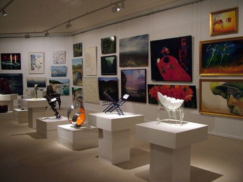 Stanthorpe Regional Art Gallery - Northern Rivers Accommodation 0
