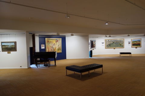 Stanthorpe Regional Art Gallery - Northern Rivers Accommodation 1