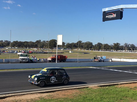 Winton Motor Raceway - Northern Rivers Accommodation 1