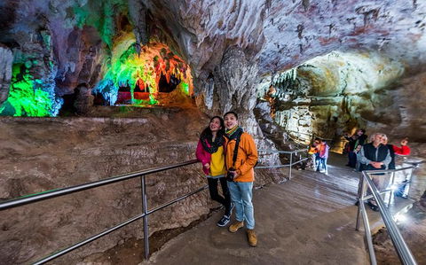 Jenolan Caves: Chifley Cave Tour - Northern Rivers Accommodation 5