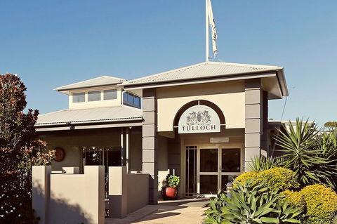 Tulloch Wines- Mystery Wine Tasting Experience With Local Cheese And Charcuterie - Northern Rivers Accommodation 8