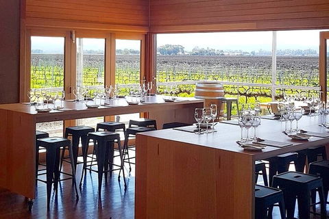 Wine Tasting In Yenda (up To 6 Wines) - Northern Rivers Accommodation 1