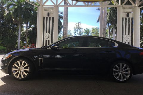 Jaguar Limousine Transfer Cairns Airport To Palm Cove - Northern Rivers Accommodation 1