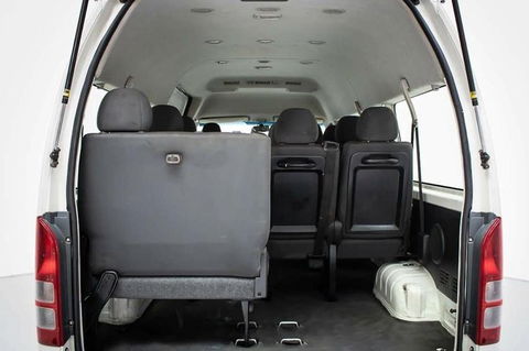Brisbane Airport To Sunshine Coast Private Transfer - 11 Seat Minibus - Northern Rivers Accommodation 4