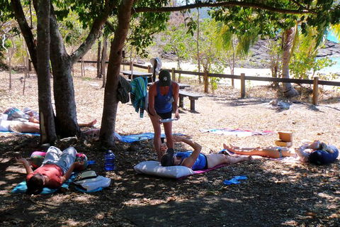 Small-Group Queensland Full-Day Sail Retreat Experience - Northern Rivers Accommodation 1