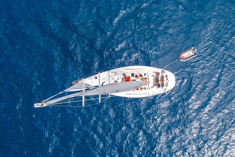 Small-Group Queensland Full-Day Sail Retreat Experience - Northern Rivers Accommodation 5