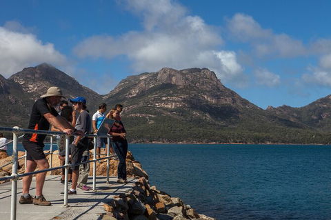 Wineglass Bay Beach Hike - Northern Rivers Accommodation 24
