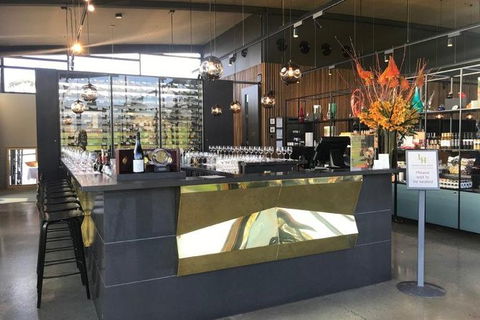 Tour 1 - Full Day, Wine Tasting Plus Lunch. - Northern Rivers Accommodation 5