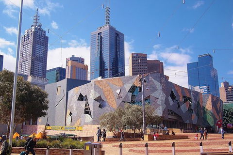 Melbourne Airport Transfers: Melbourne To Melbourne Airport MEL In Luxury Car - Northern Rivers Accommodation 1