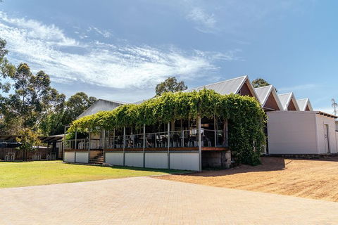 The Beautiful Swan Valley Private Day Trip: Vineyard Tour & Wine - Northern Rivers Accommodation 3