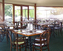 Oakbank Hotel - Northern Rivers Accommodation 1