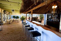 Kirra Beach Hotel - Northern Rivers Accommodation 2