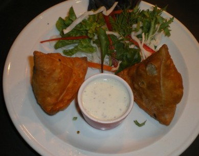 Tandoor & Curry Hut Indian Restaurant - Northern Rivers Accommodation 3