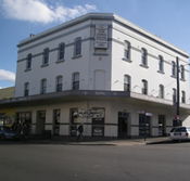 Royal Hotel - Northern Rivers Accommodation