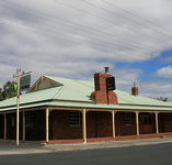 Huntington Tavern - Northern Rivers Accommodation