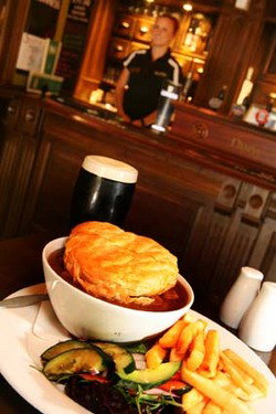 Durty Nelly's Irish Pub - Northern Rivers Accommodation 2