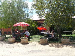 Albion Hotel Swifts Creek - Northern Rivers Accommodation 2