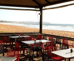 Collaroy Beach Hotel - Northern Rivers Accommodation 3