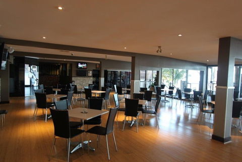 The Beachcomber Hotel - Northern Rivers Accommodation 3
