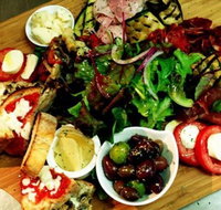 Arriva Pizzeria  Ristorante Italiano - Northern Rivers Accommodation