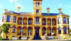 The Queenscliff Historic Royal Hotel - Northern Rivers Accommodation 0